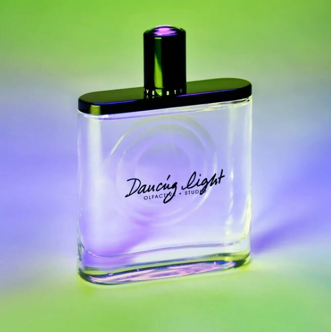 Scopri i profumi di Olfactive Studio: Dancing Light
